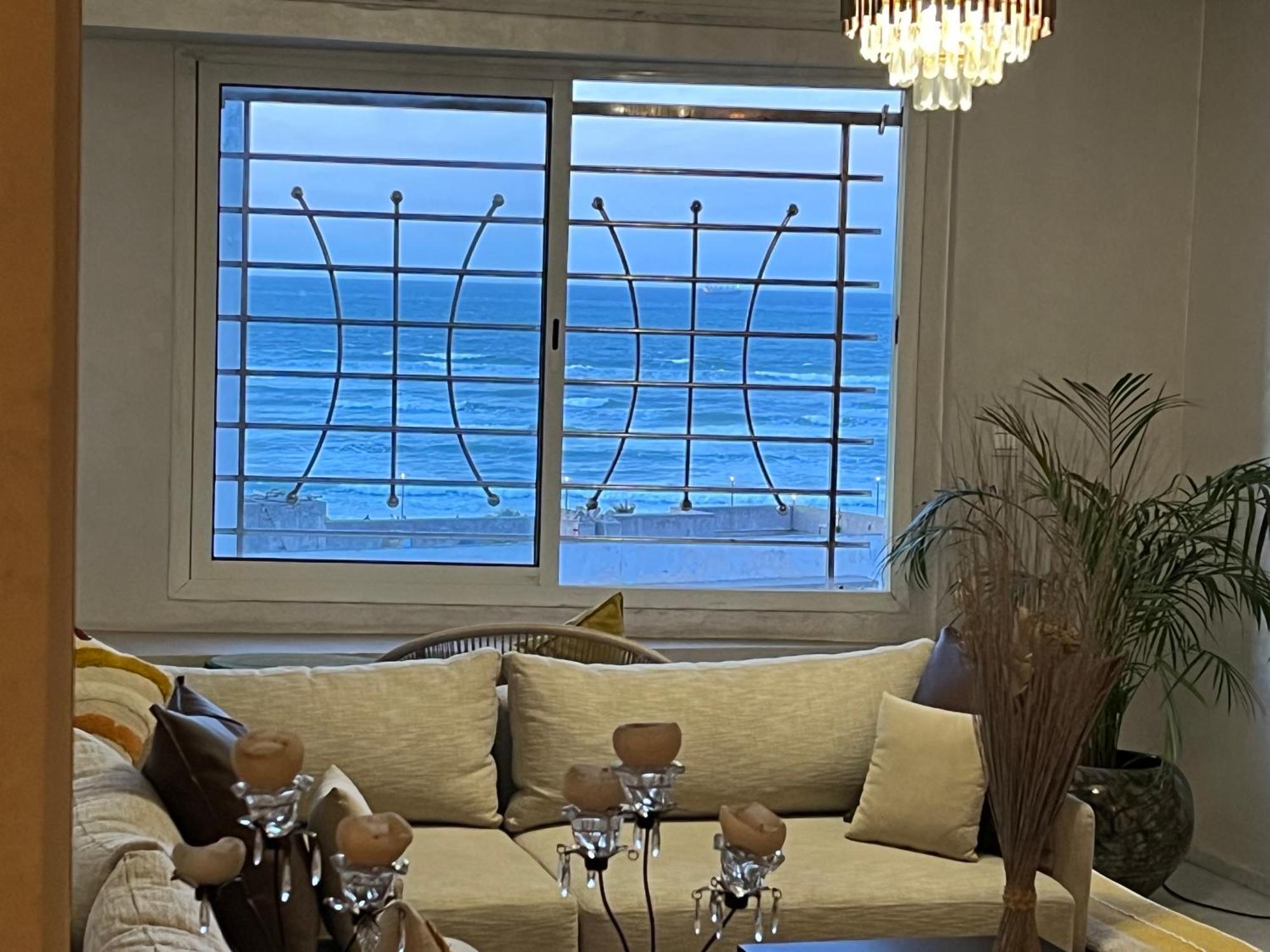 Bel Appartement Avec Une Belle Vue Sur La Grande Mosquee Hassan II Et La Mer Casablanca Esterno foto